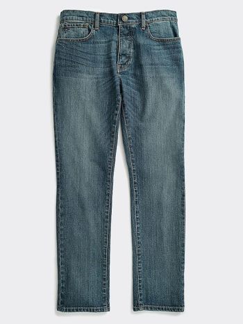 Straight Fit Essential Clean Rinse Jean